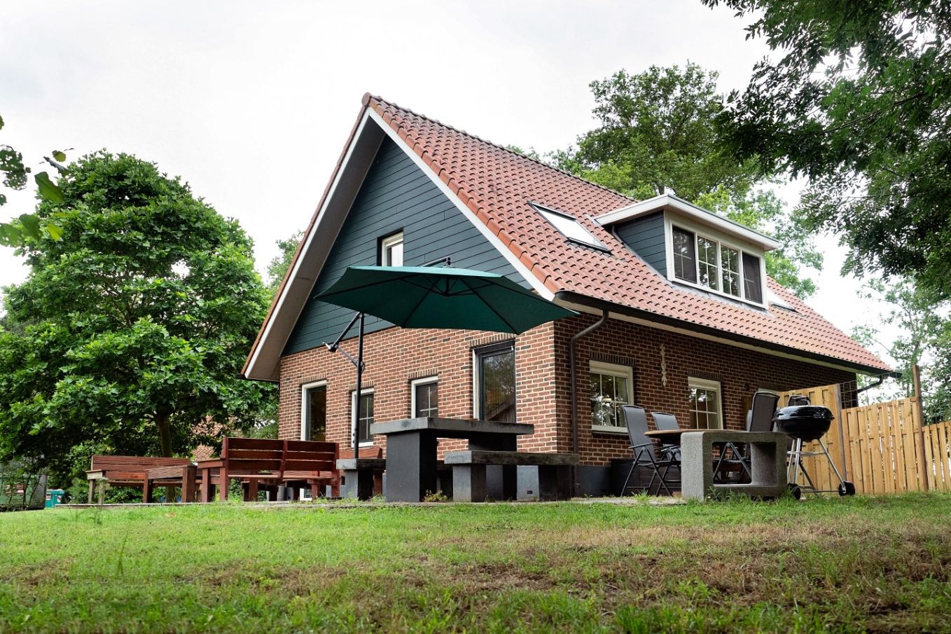 achterhoeks-voorrecht-vooraanzicht